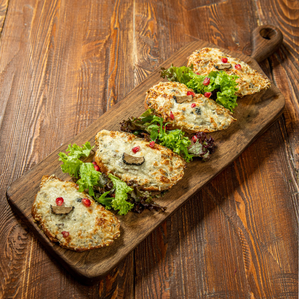 Bruschette con porcini e tartufo (Lacto Vegetarian)